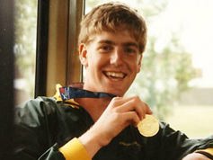 1986 James shows gold medal