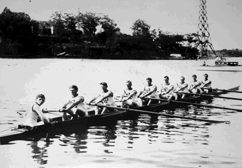 1923-SA-crew